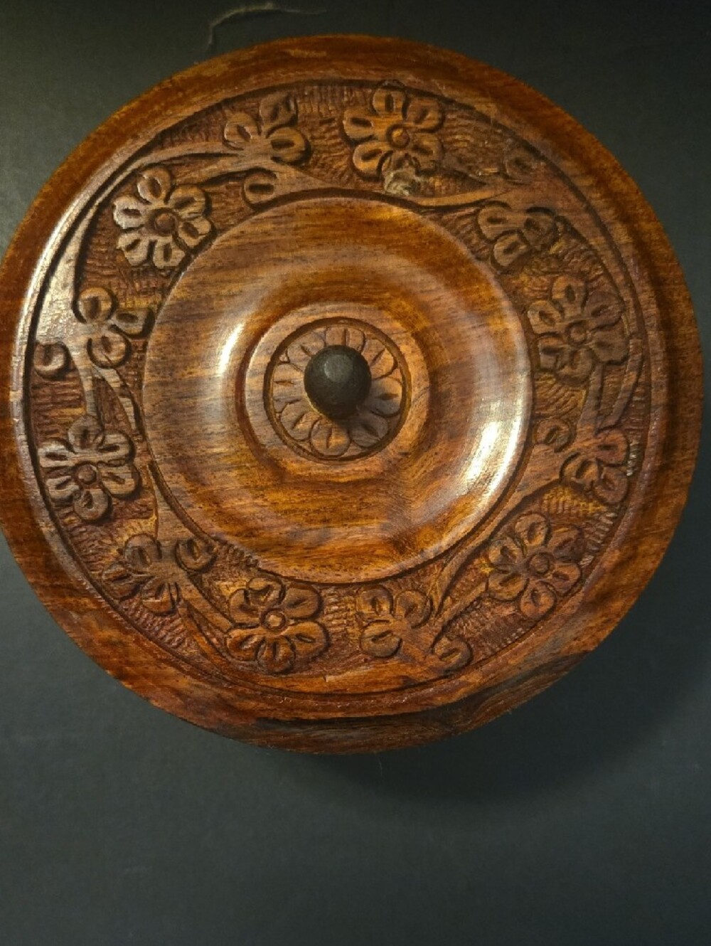 Hand-Carved Wooden Lidded Box - Brown - Picture 3 of 15